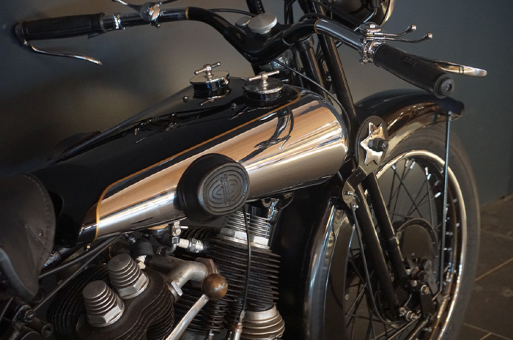 Brough Superior SS 80, 1000 ccm, BJ 1927 - ausgestellt im TOP Mountain Motorcycle Museum in Hochgurgl/Tirol